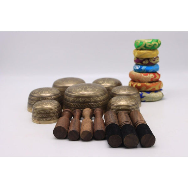 Set of 7 Chakra Align Singing Bowl Set