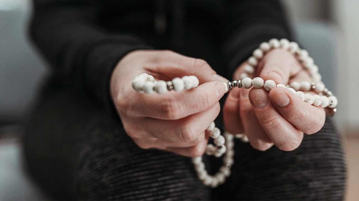 Authentic Buddhist Mala, Prayer Bead - Benefits | How to Use
