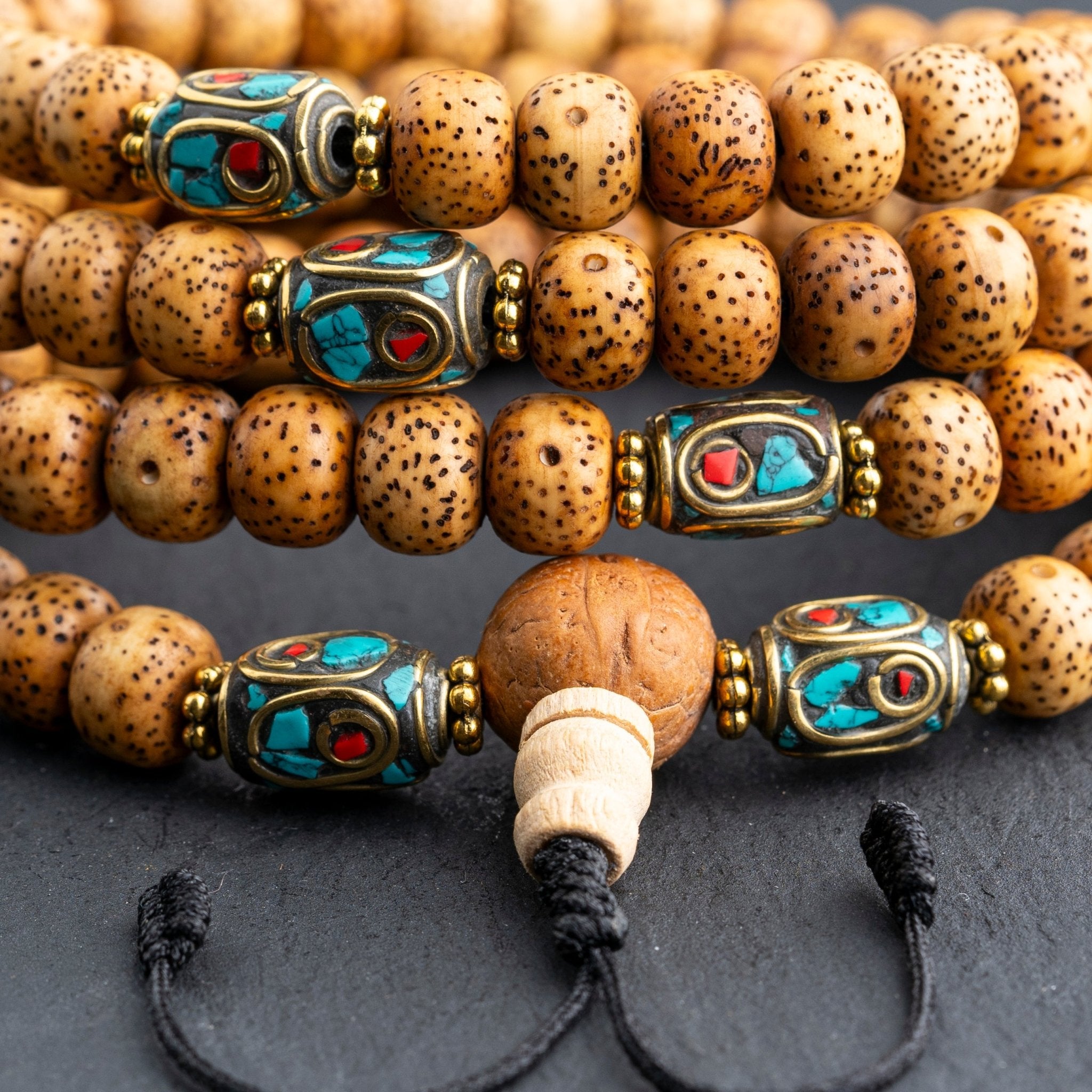 Mala Lotus Tijgeroog Edelsteen kralen | Armband | Ketting Mala Lotus Tijgeroog Edelsteen kralen | Armband | Ketting