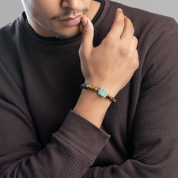 Strength Bracelet with Endless Knot Lapis Inlaid Charm - Art Of Tibet