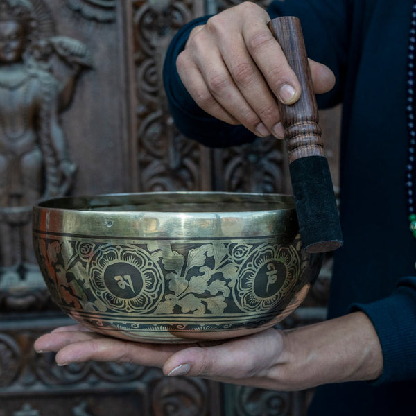 Medicine Buddha with Om Mantra Carved Singing Bowl