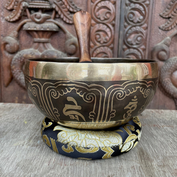 Dharma Chakra Carved Singing Bowl - Art Of Tibet
